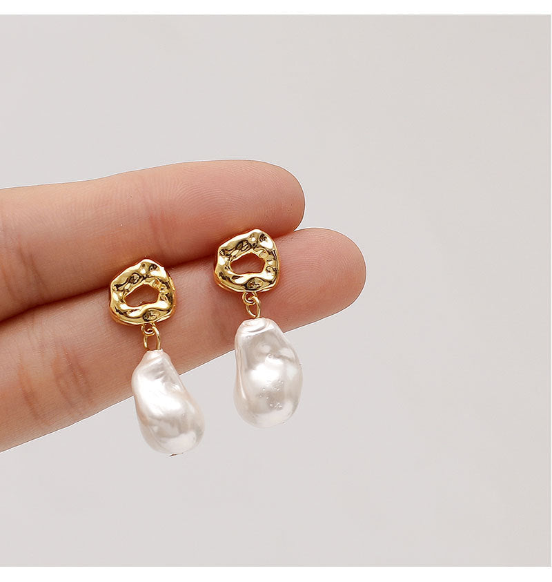 Venetian pearl earrings